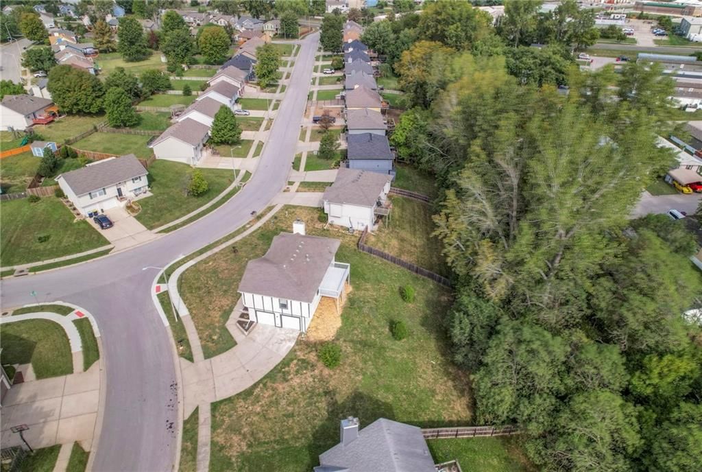 10615 N Ditman Avenue — photo 48
