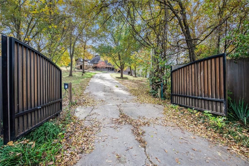 8315 Kansas Avenue — photo 33