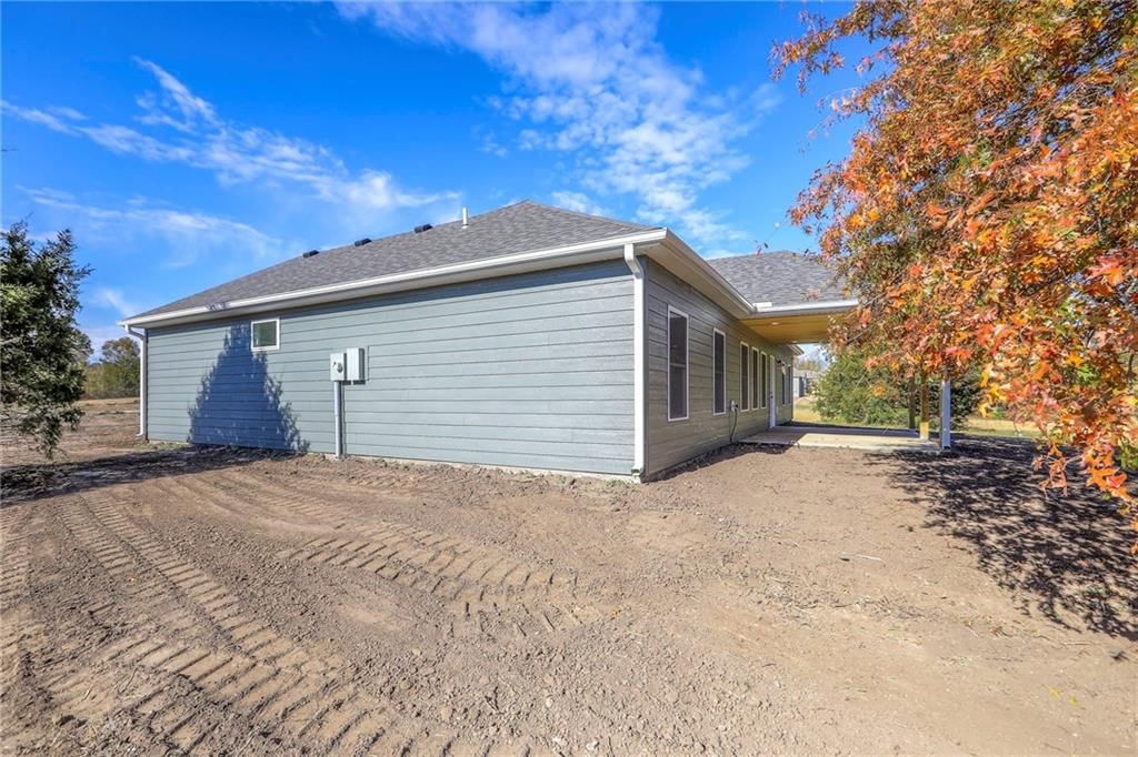 315 NE 51st Road — photo 35
