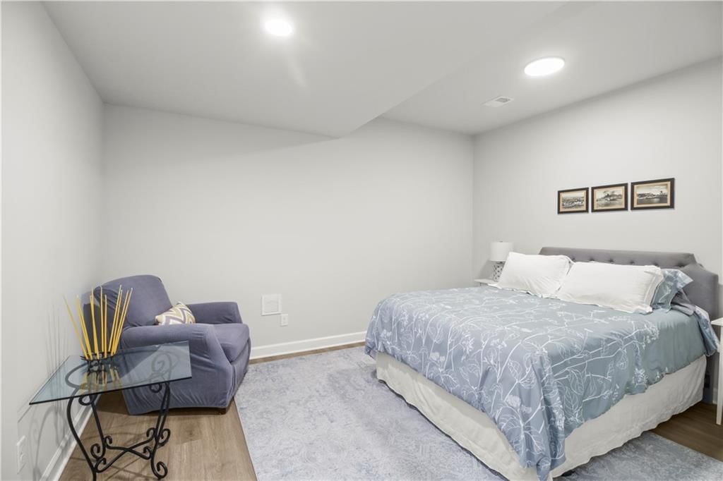 2122 NW Ashurst Drive — photo 25