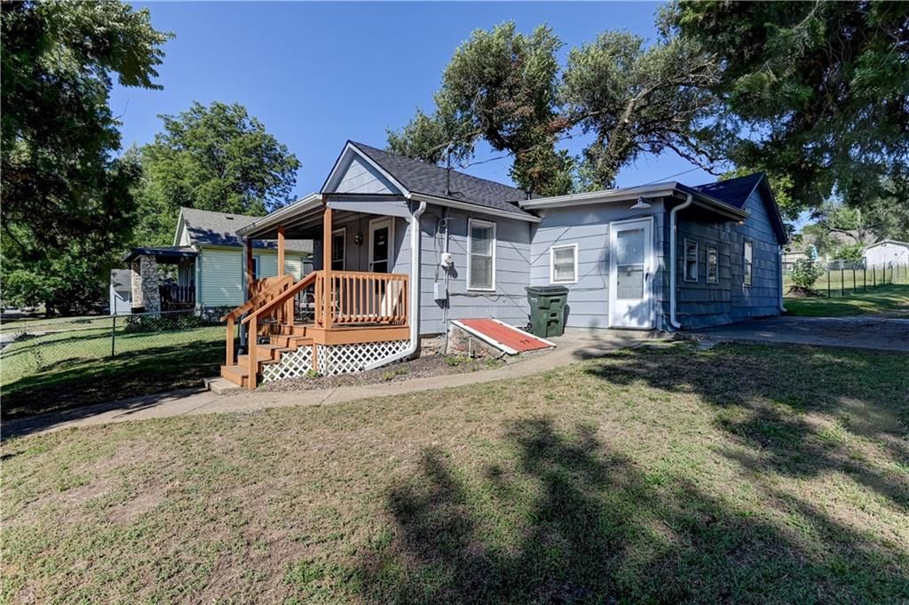 928 Dakota Street, Leavenworth, KS
