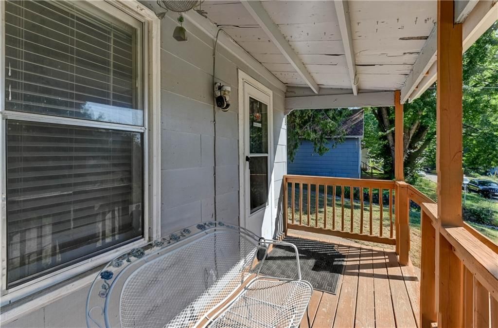 928 Dakota Street — photo 8