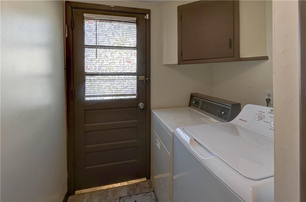 928 Dakota Street — photo 24