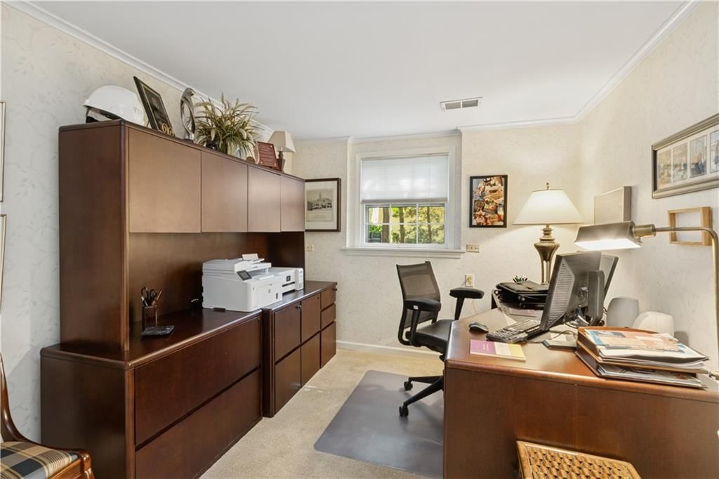 5750 Windsor Drive — photo 15