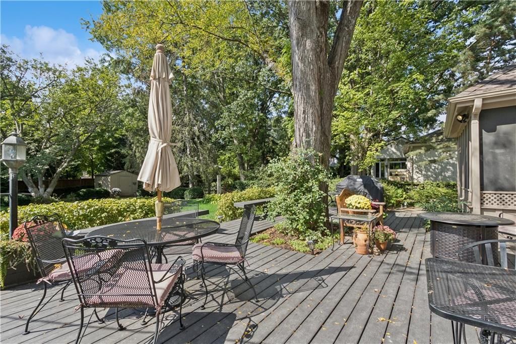 5750 Windsor Drive — photo 27