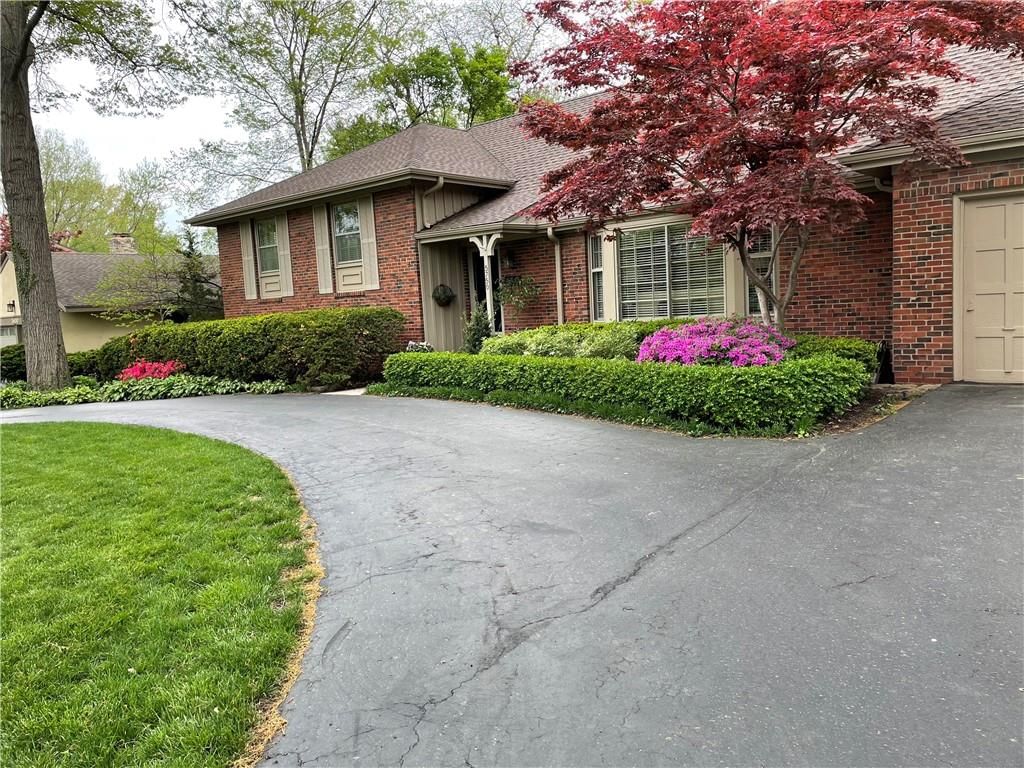 5750 Windsor Drive — photo 32