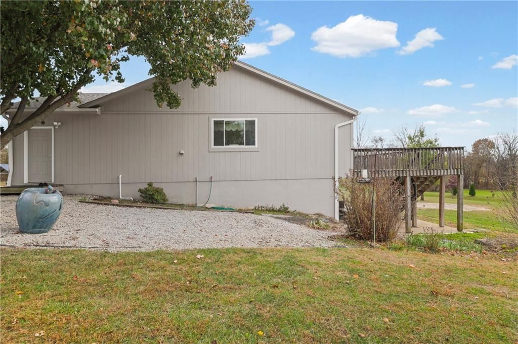 588 NW 1751st Road — photo 40