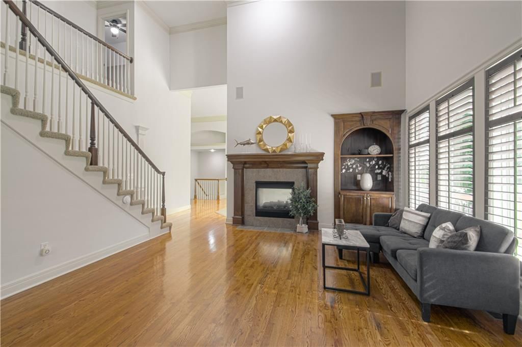 22209 W 57th Street — photo 8