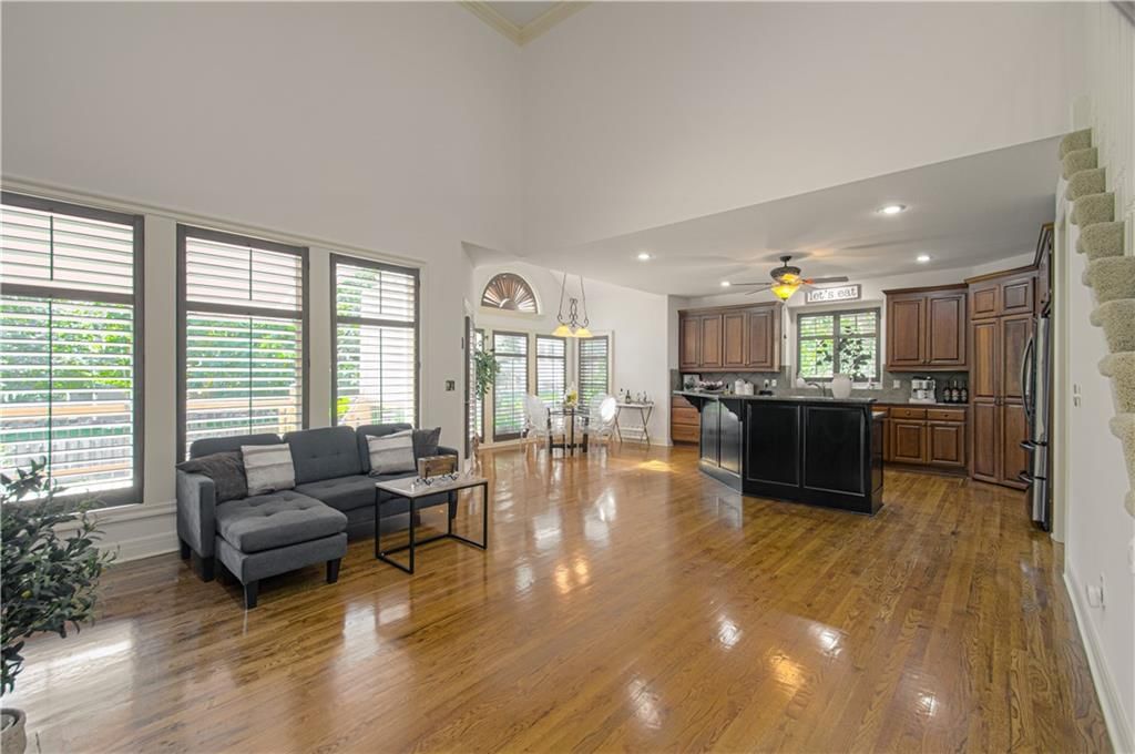 22209 W 57th Street — photo 9