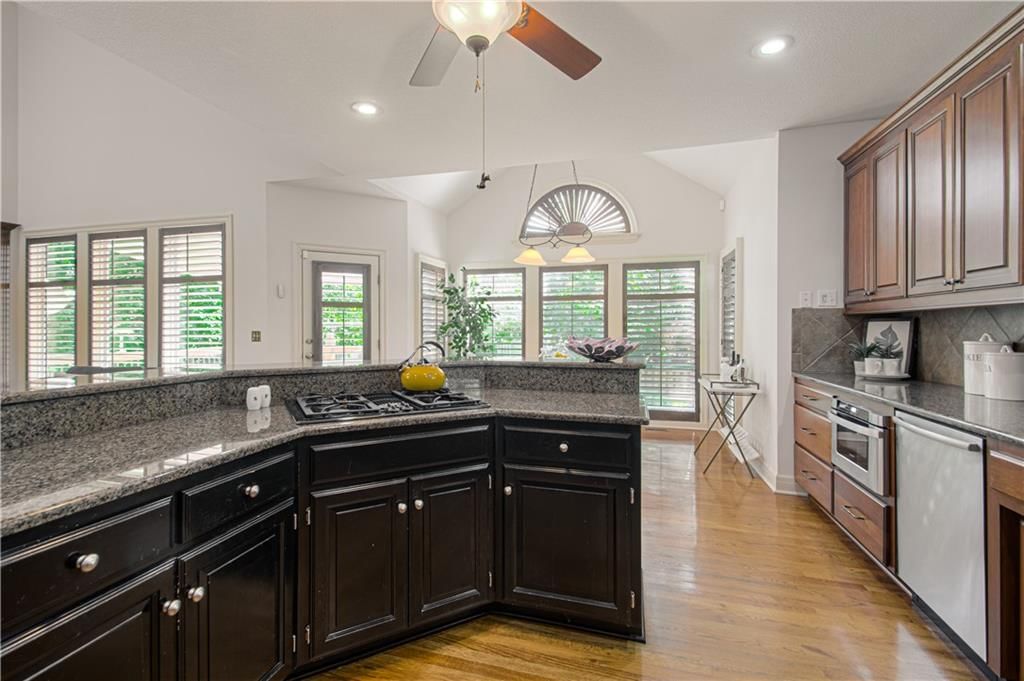 22209 W 57th Street — photo 13