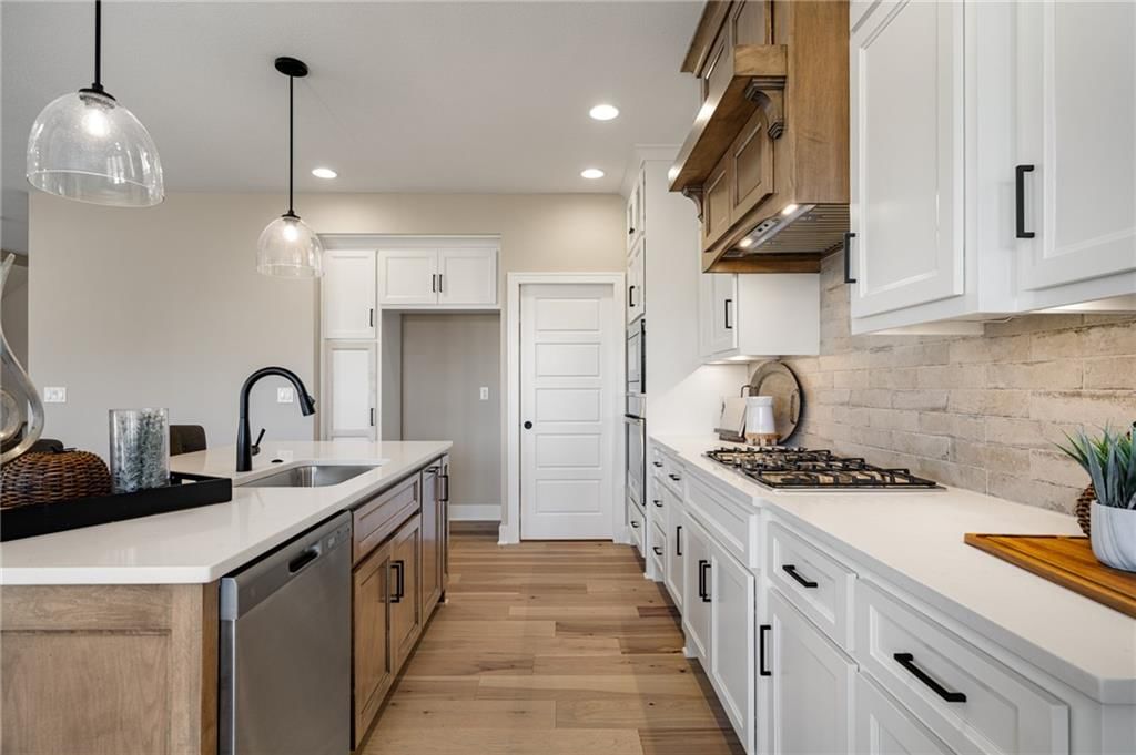 14254 S Houston Street — photo 16
