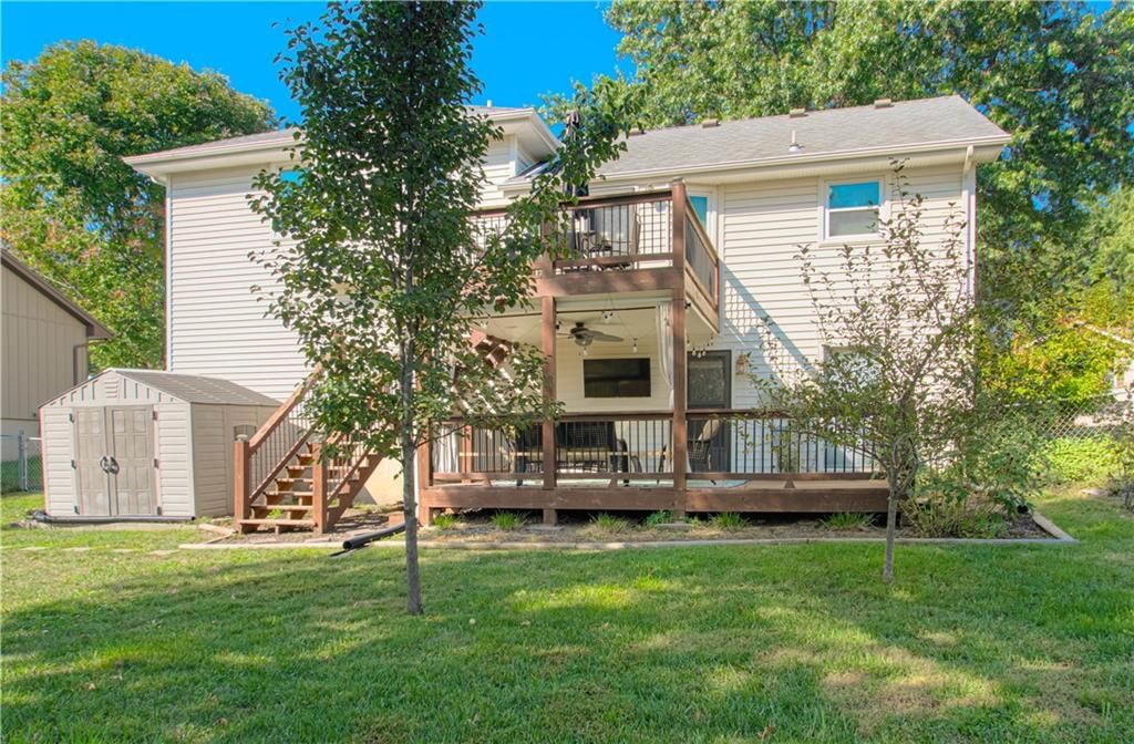 1701 Park Lane — photo 30