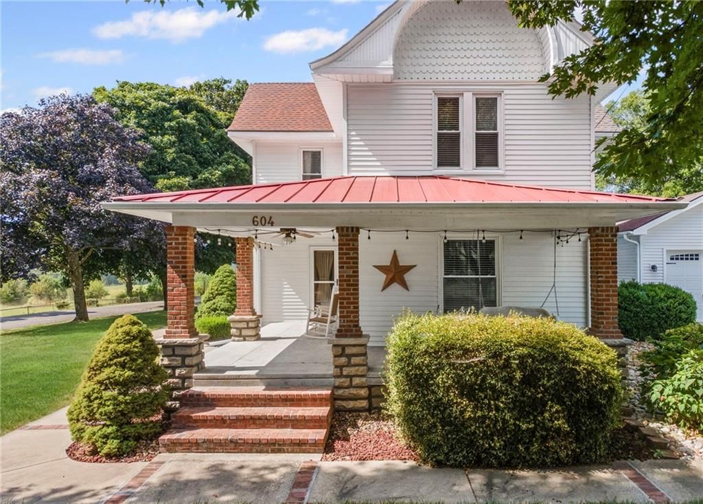 604 N Buckner Tarsney Road, Buckner, MO