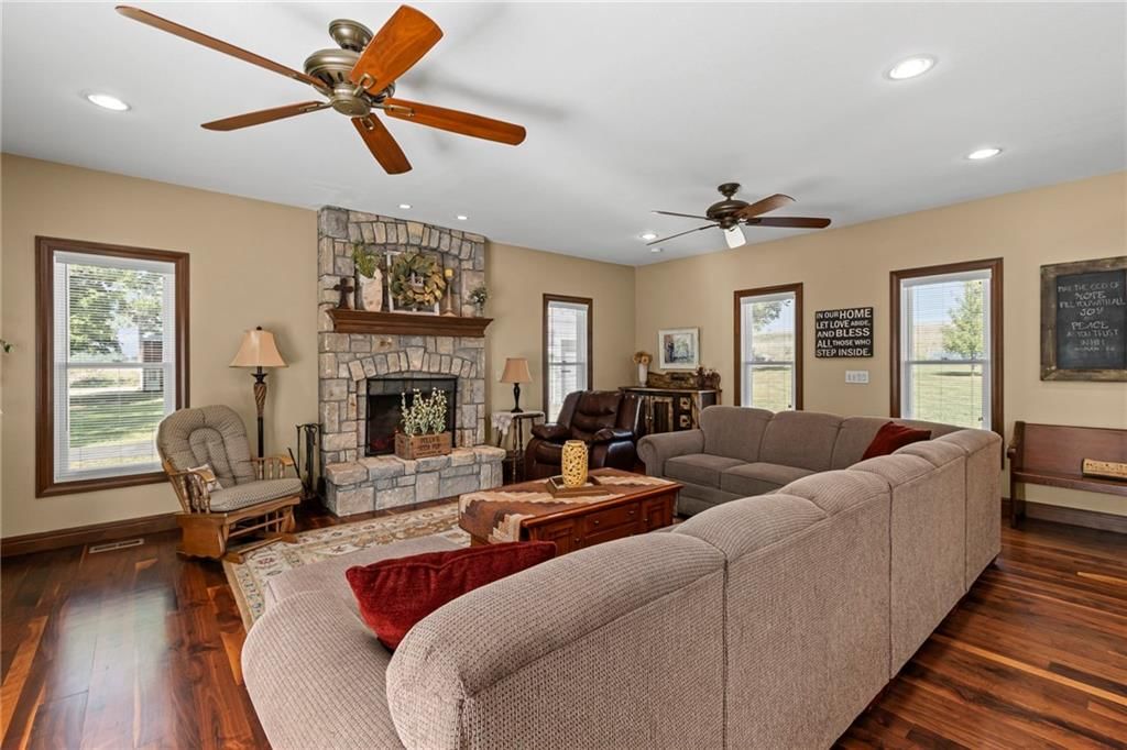 604 N Buckner Tarsney Road — photo 13