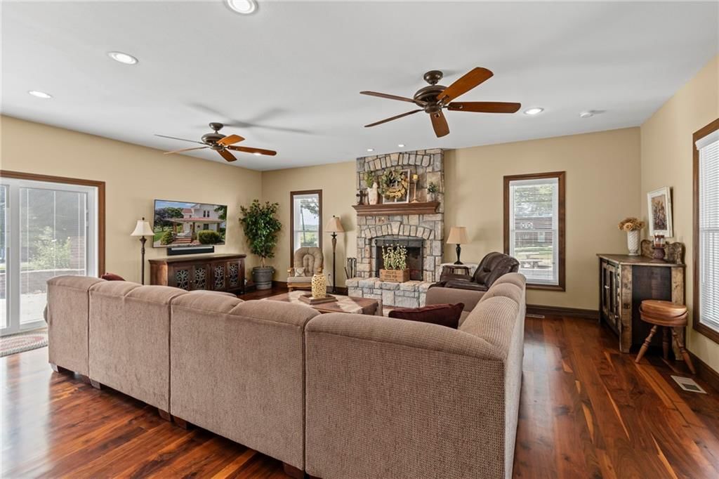 604 N Buckner Tarsney Road — photo 14