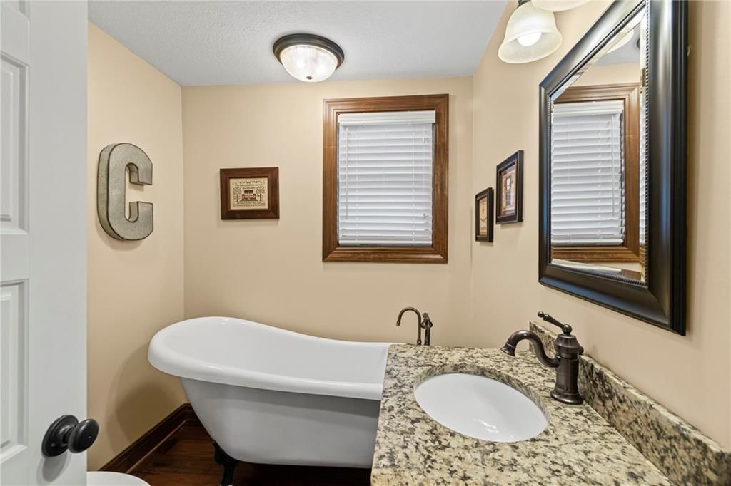 604 N Buckner Tarsney Road — photo 22