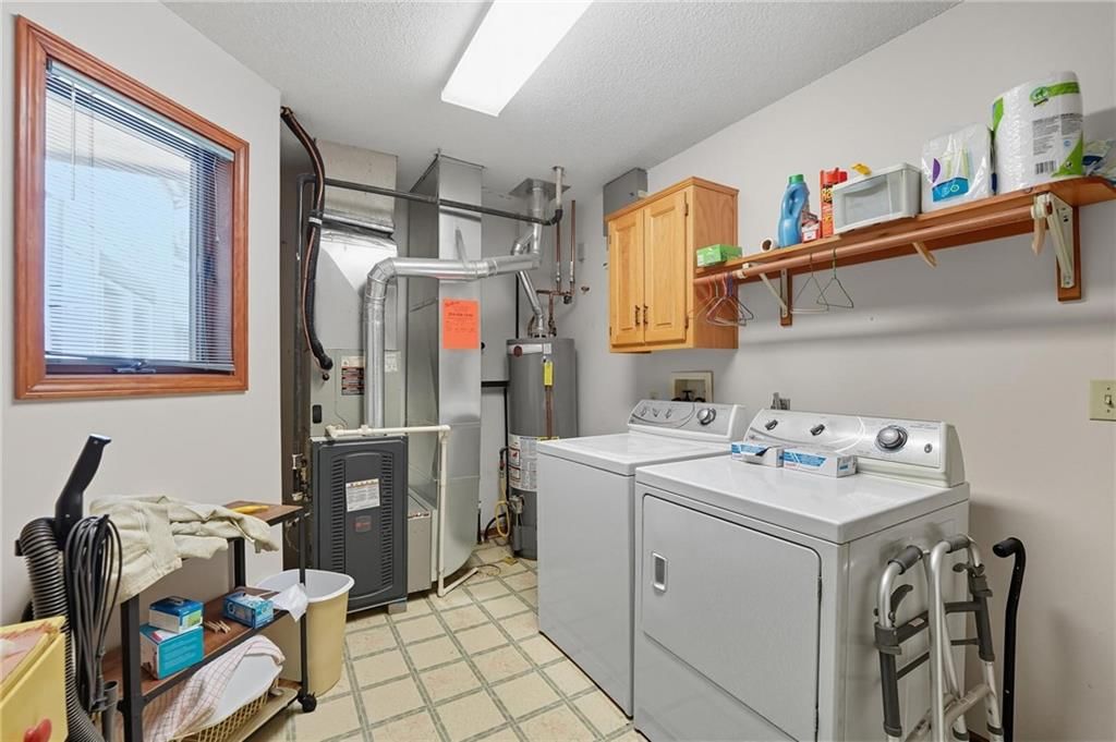 Photo 26 of 34 - 6614 N Revere Drive