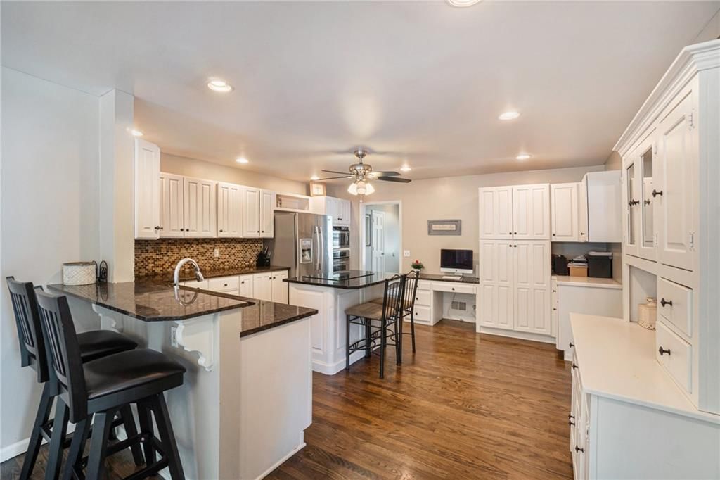 1820 SW Keystone Drive — photo 7