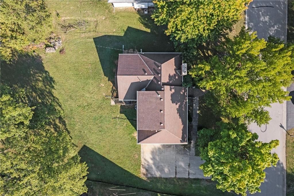 10930 N Miller Lane — photo 32