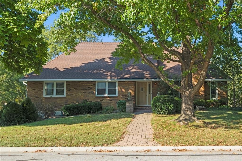 10930 N Miller Lane — photo 42