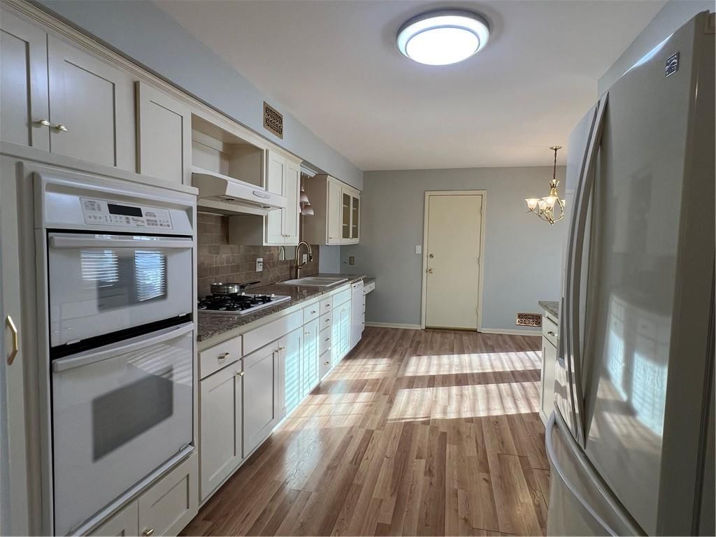 11543 Baltimore Avenue — photo 6