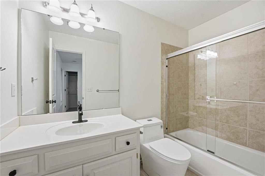 10107 N Chestnut Court — photo 40