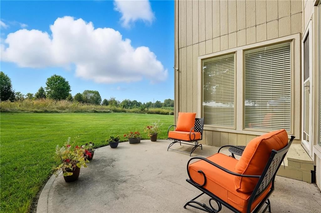 10107 N Chestnut Court — photo 45