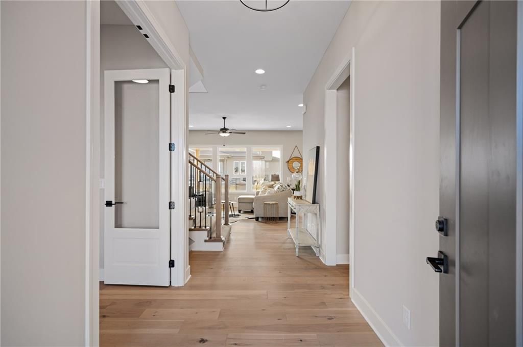 25033 W 141st Terrace — photo 3