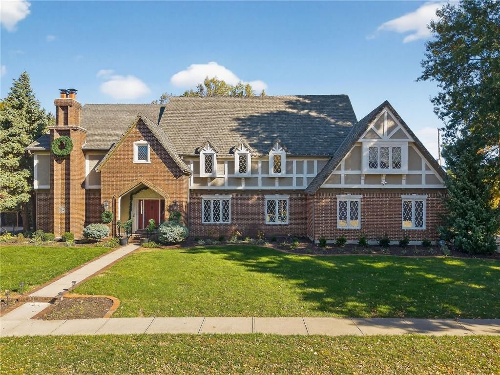 317 CAMELOT Drive, Liberty, MO