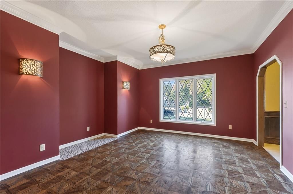 317 CAMELOT Drive — photo 10