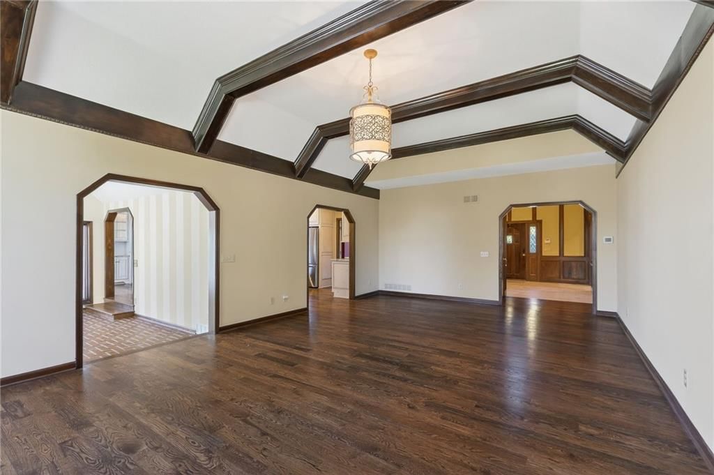 317 CAMELOT Drive — photo 17
