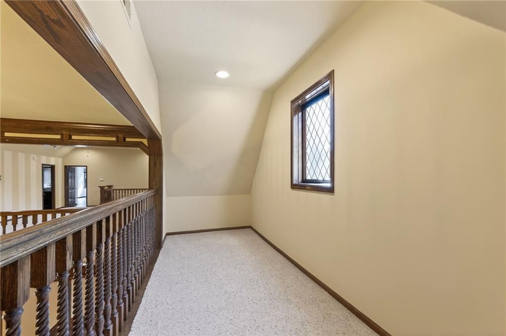 317 CAMELOT Drive — photo 51