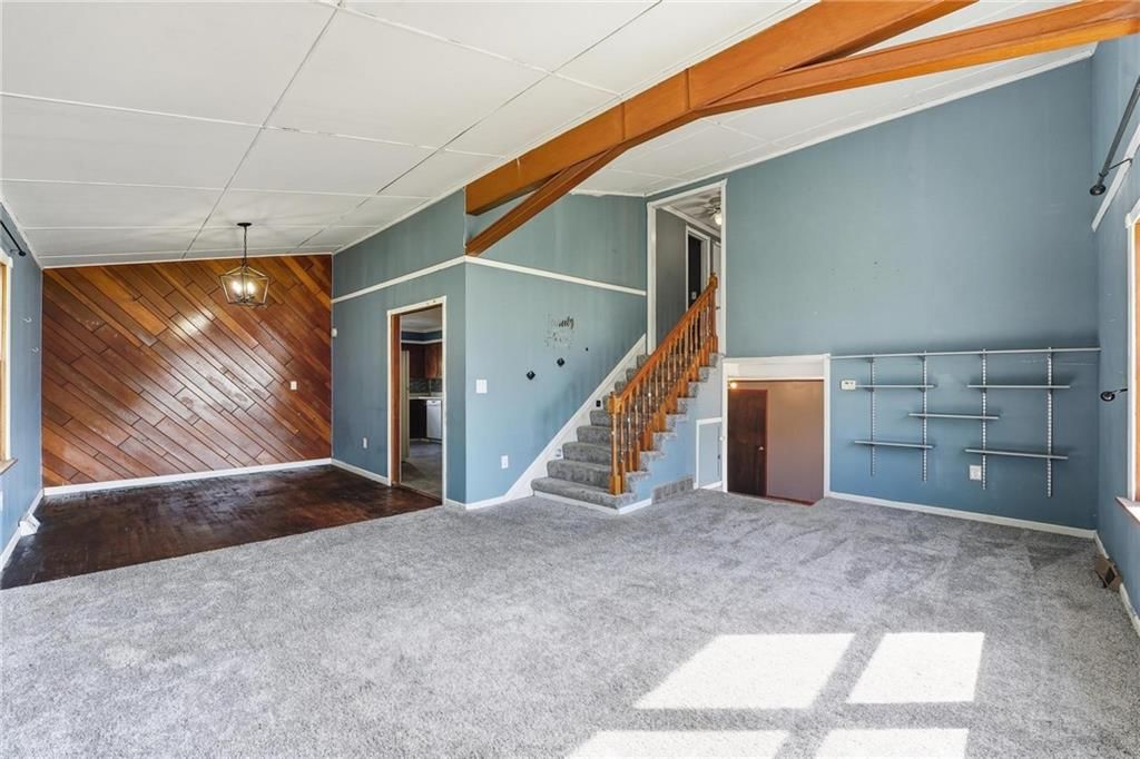 300 Crestview Drive — photo 9