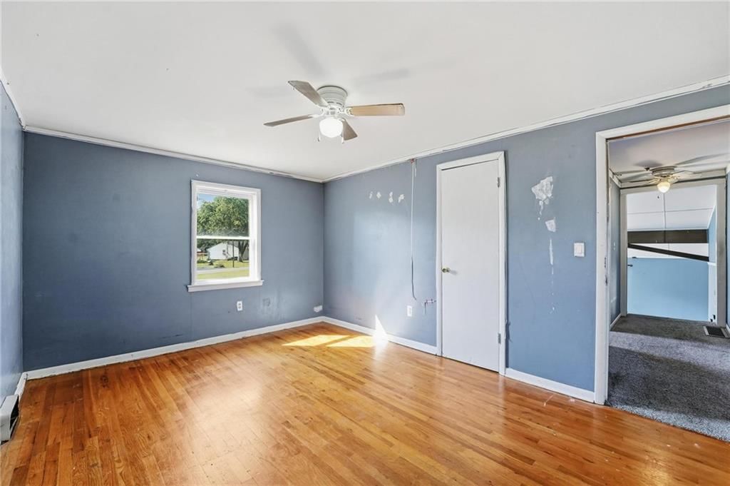 300 Crestview Drive — photo 18