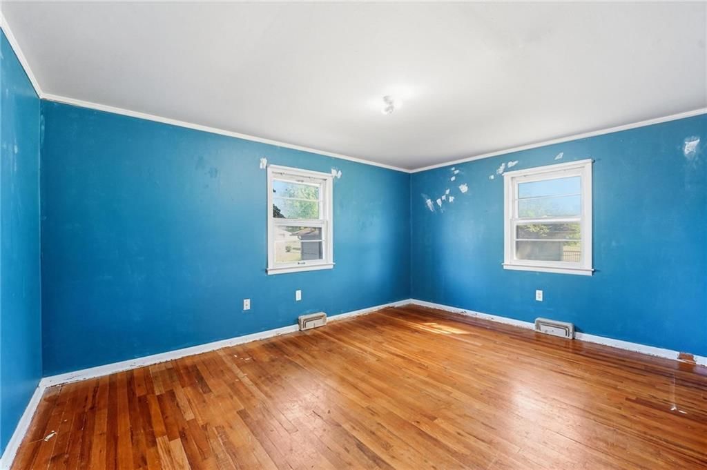 300 Crestview Drive — photo 20