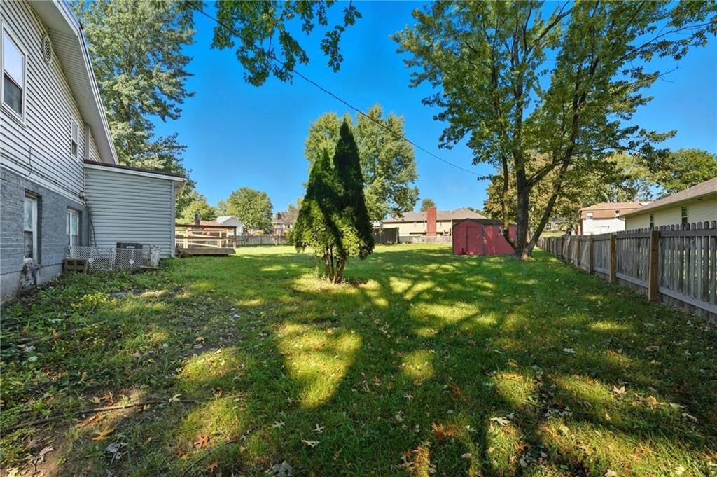 300 Crestview Drive — photo 29