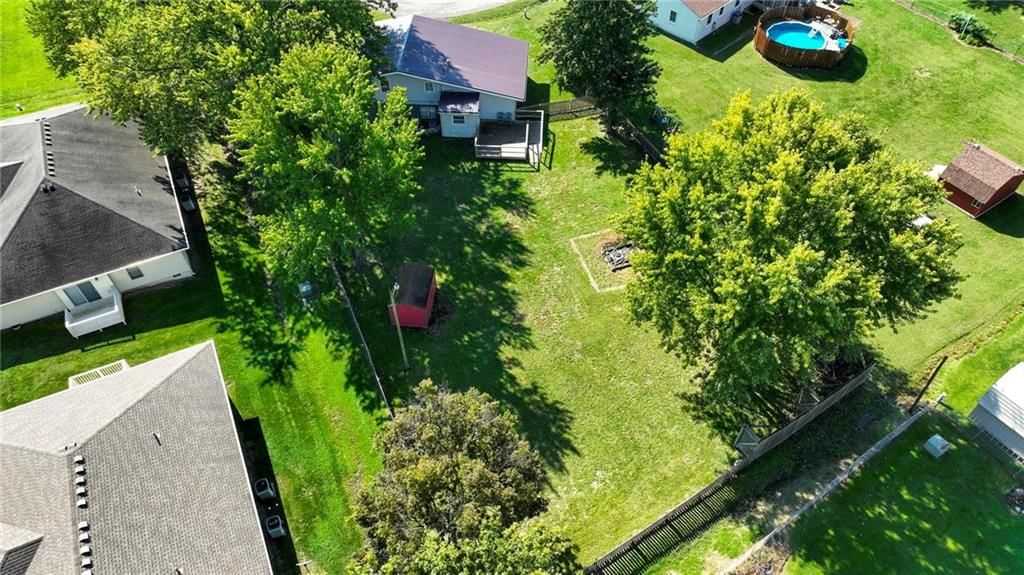 300 Crestview Drive — photo 34