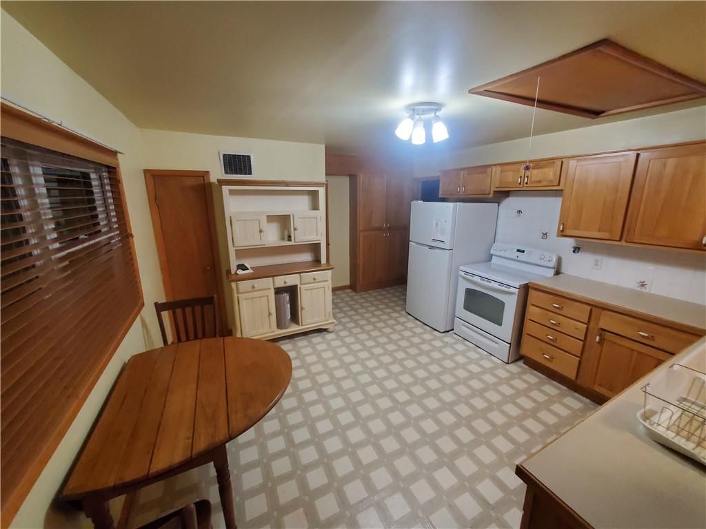 222 Dogwood Street — photo 13