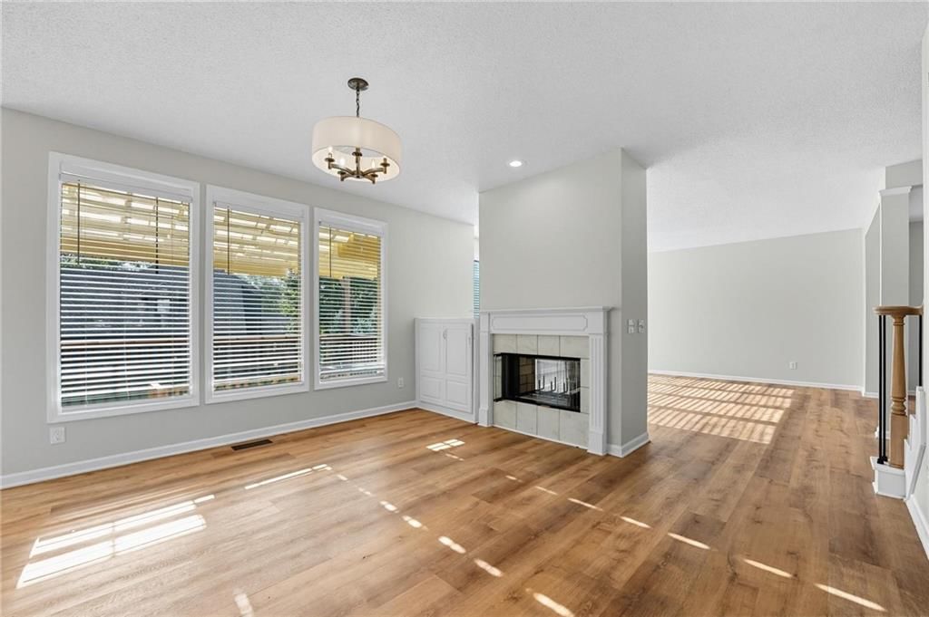 5829 Manor Lane — photo 16