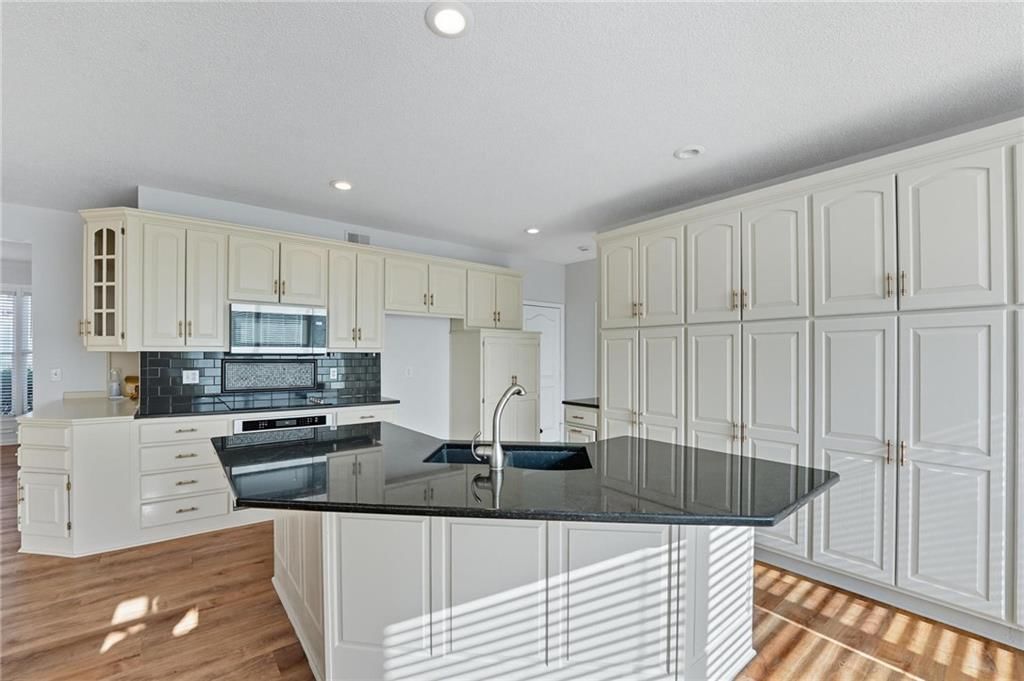 5829 Manor Lane — photo 24