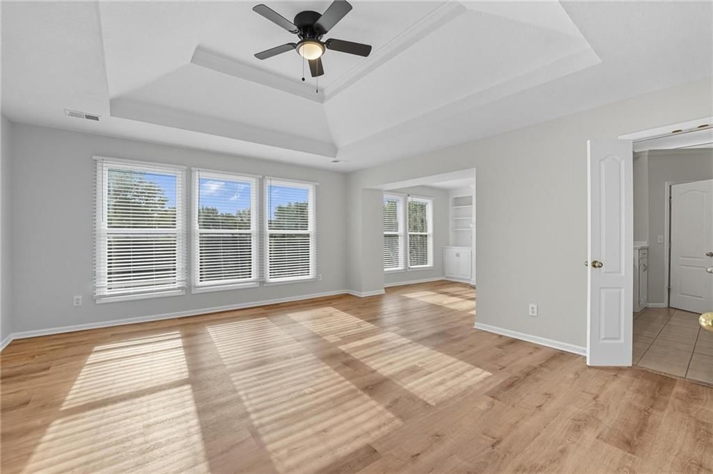 5829 Manor Lane — photo 38