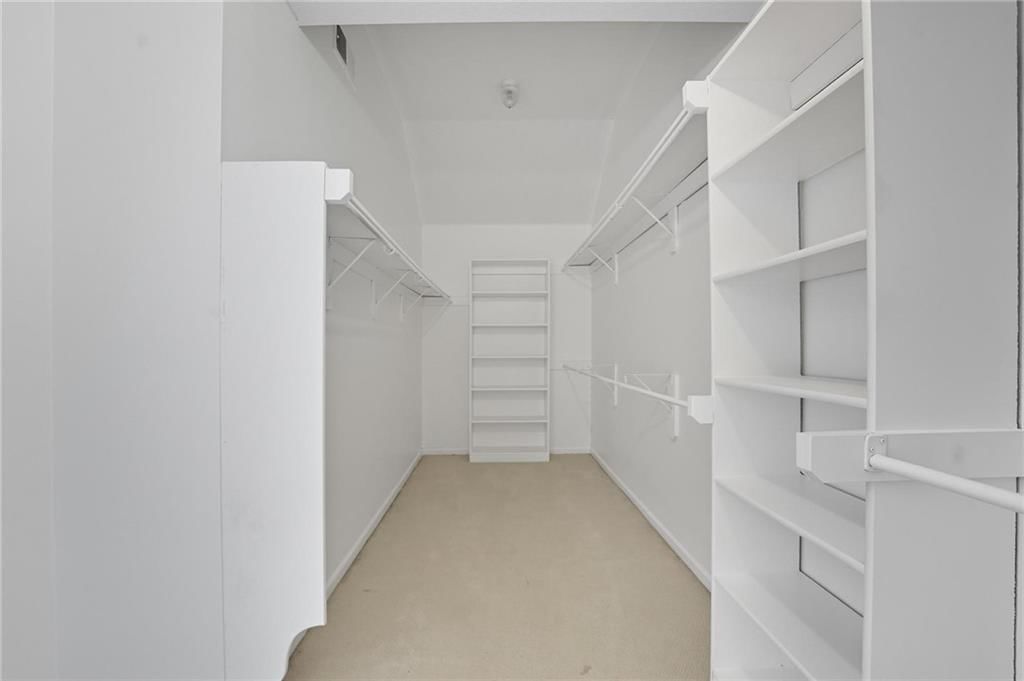 5829 Manor Lane — photo 44
