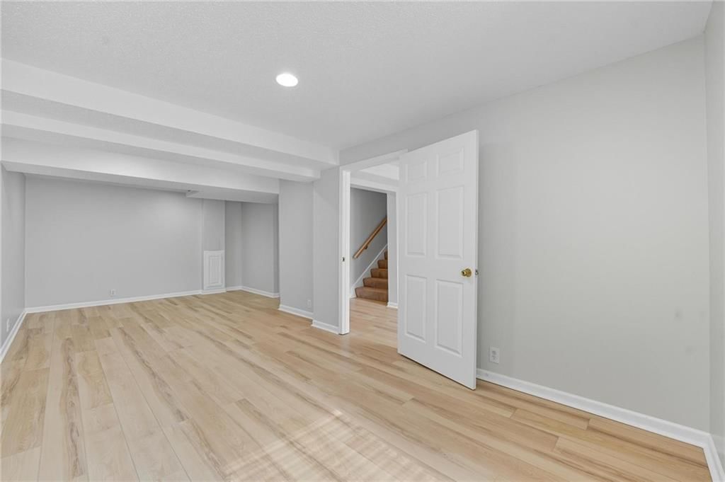 5829 Manor Lane — photo 51