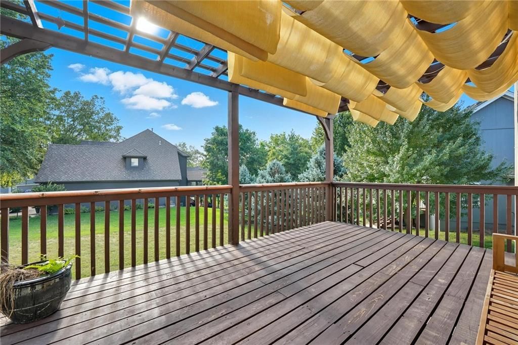 5829 Manor Lane — photo 54