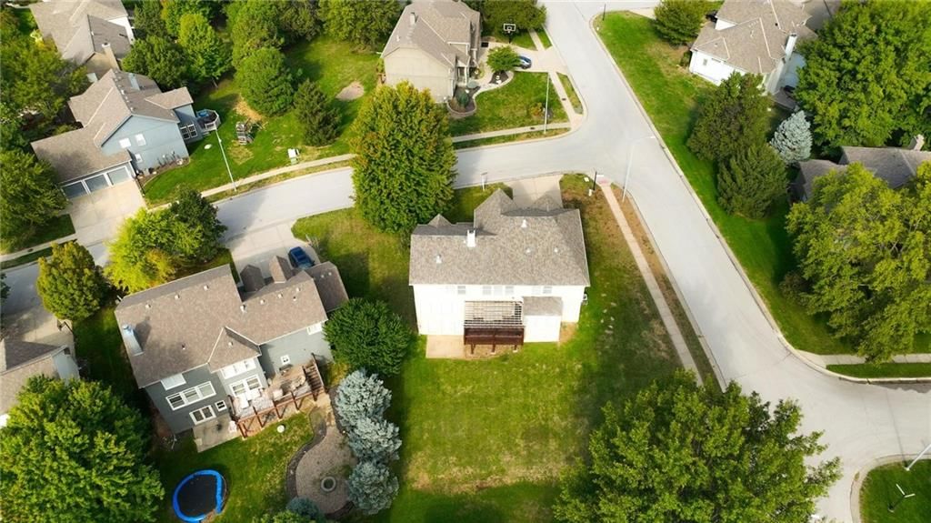 5829 Manor Lane — photo 64