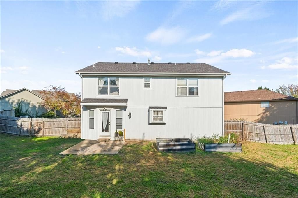 1309 Pinoak Court — photo 2