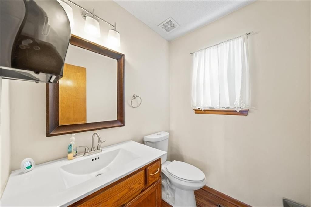 1309 Pinoak Court — photo 12