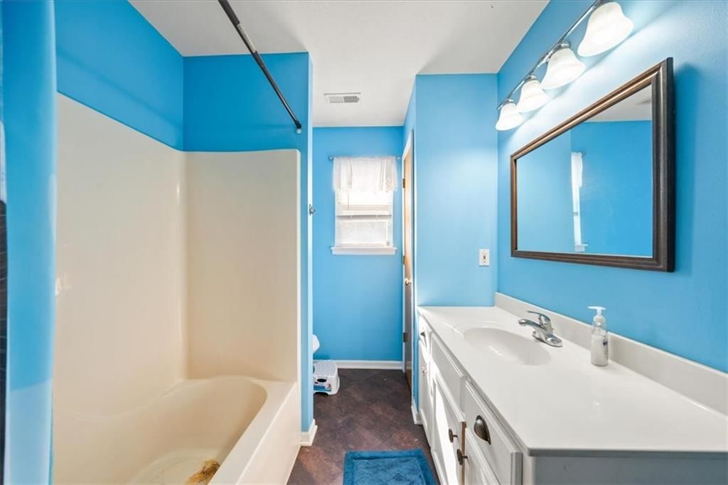 1309 Pinoak Court — photo 17