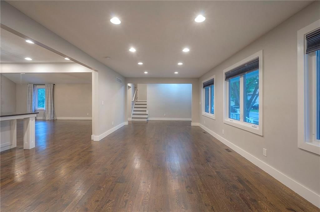 14129 S Locust Street — photo 11