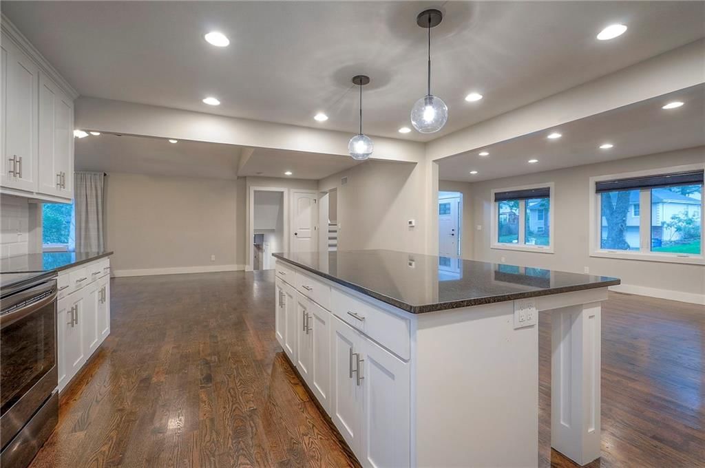 14129 S Locust Street — photo 20
